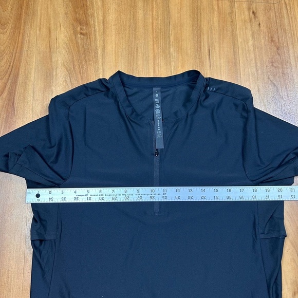 NWOT lululemon Men’s athletica Black Short Sleeve Tee Size S - Picture 5 of 8